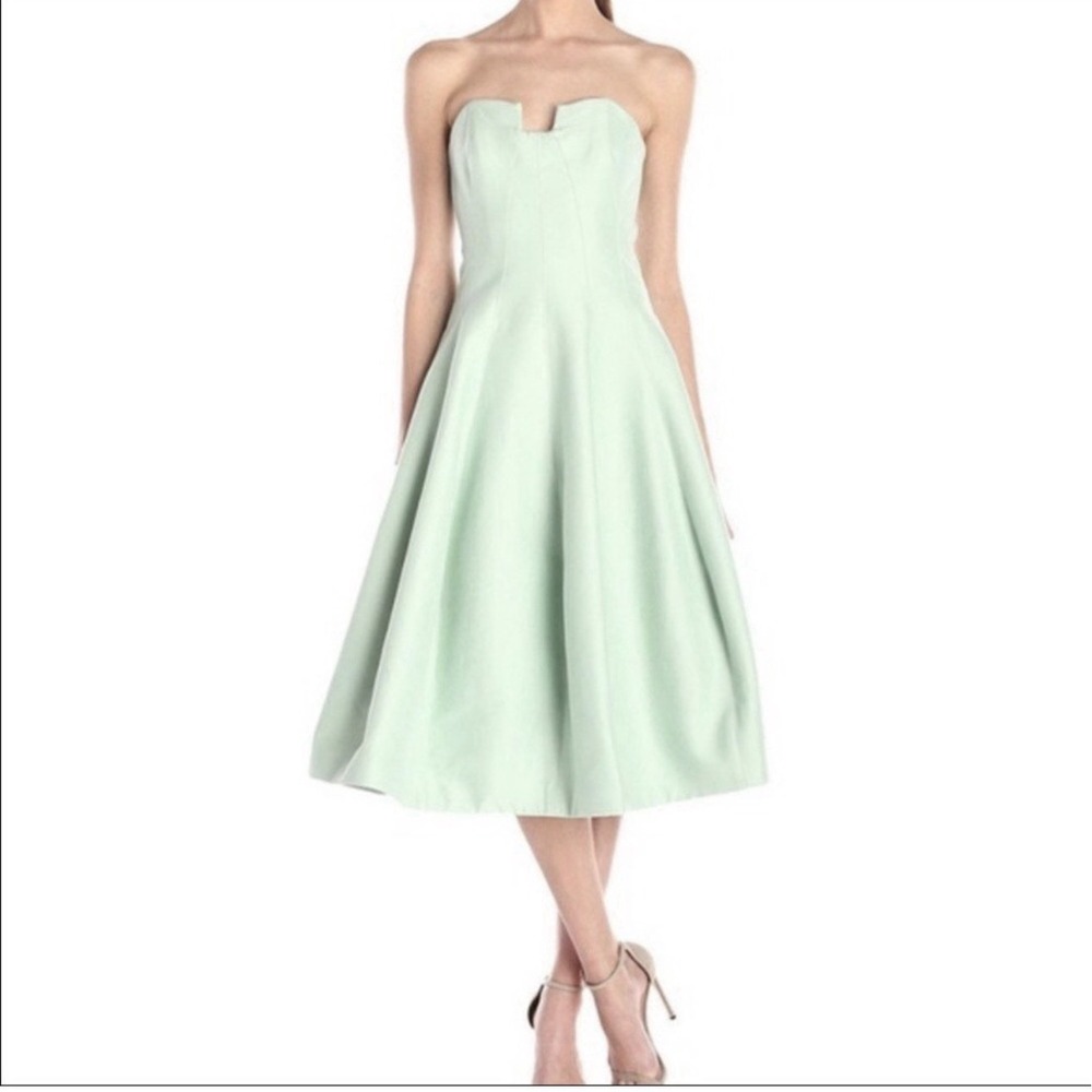 Halston Heritage Mint Tulip Green Midi Strapless Dress Lined Size 2 Derby Formal